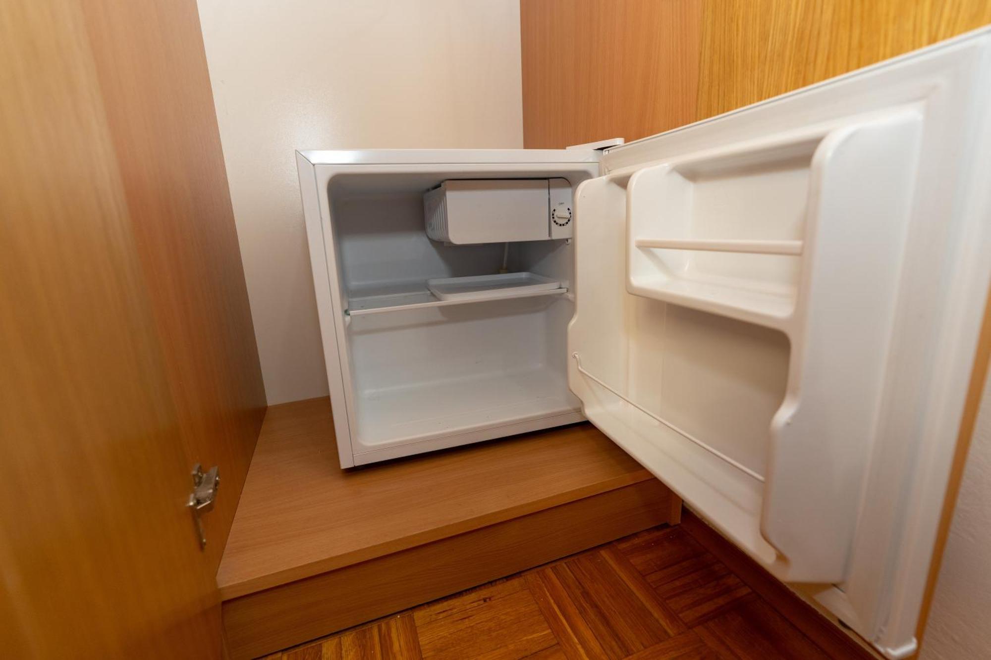 Apartman Miramare Оточац Экстерьер фото
