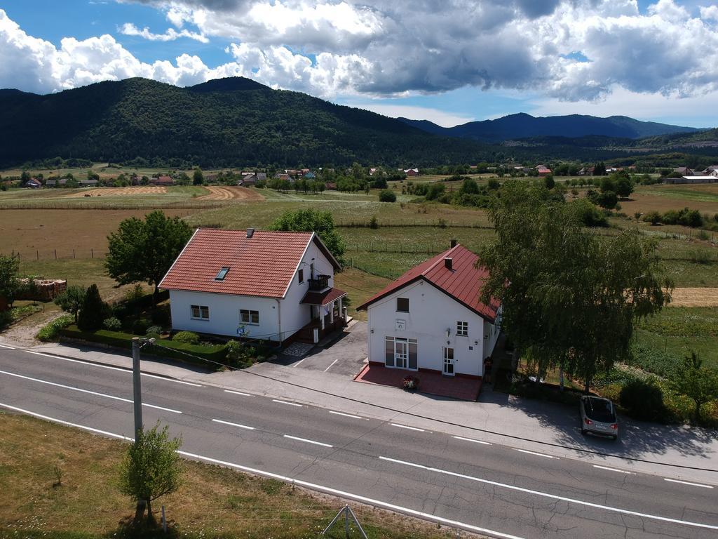 Apartman Miramare Оточац Экстерьер фото