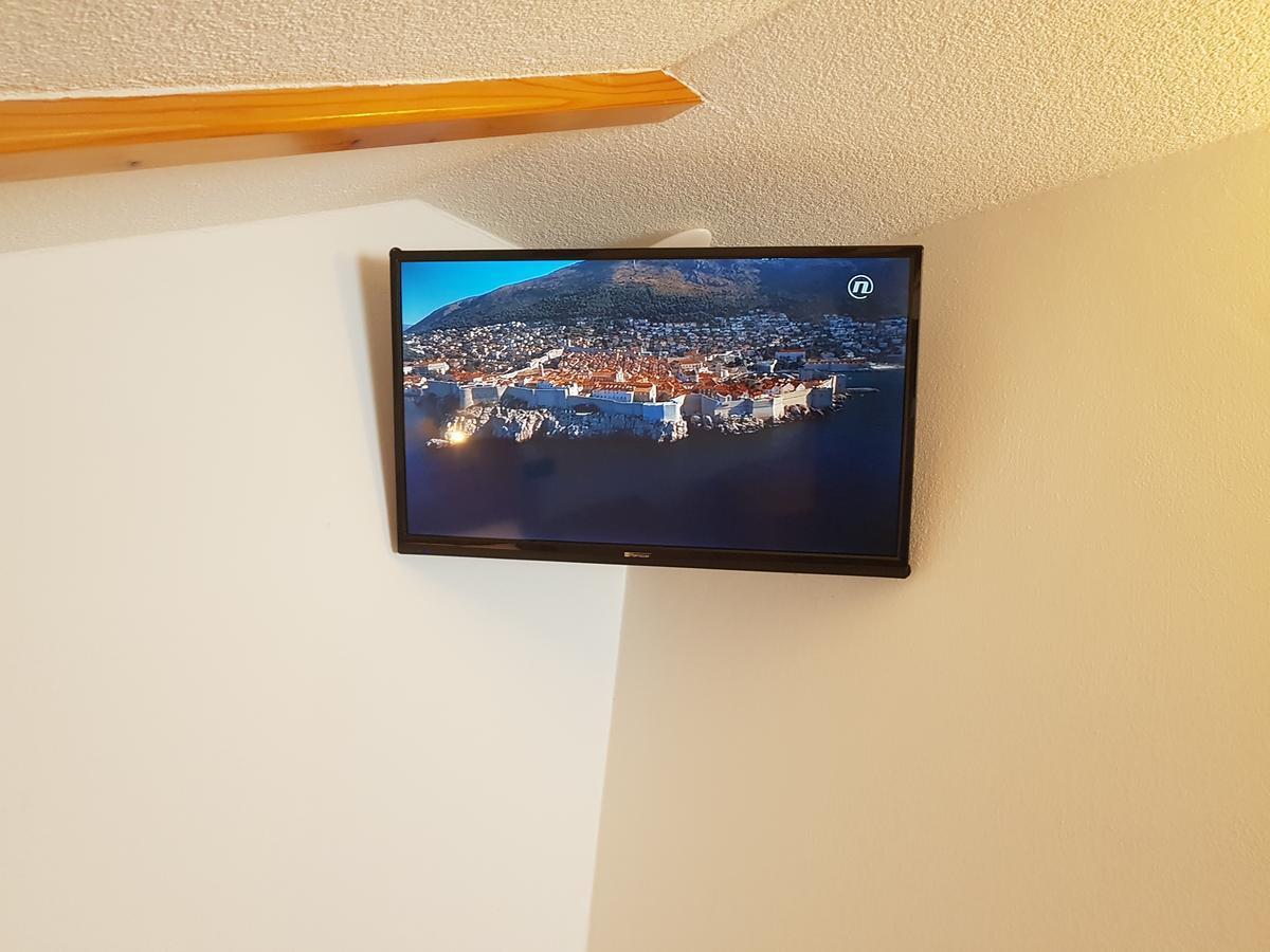 Apartman Miramare Оточац Экстерьер фото