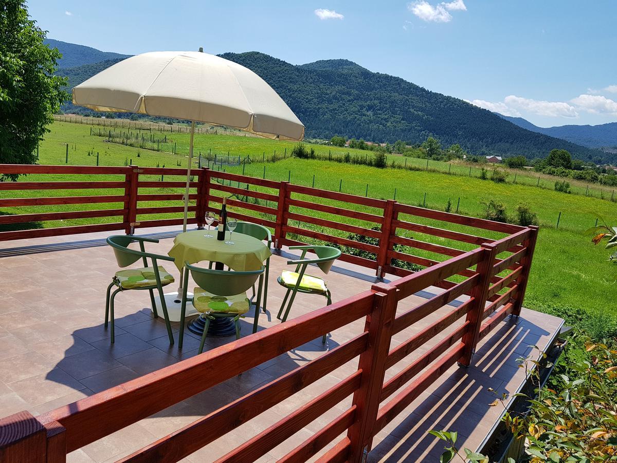 Apartman Miramare Оточац Экстерьер фото
